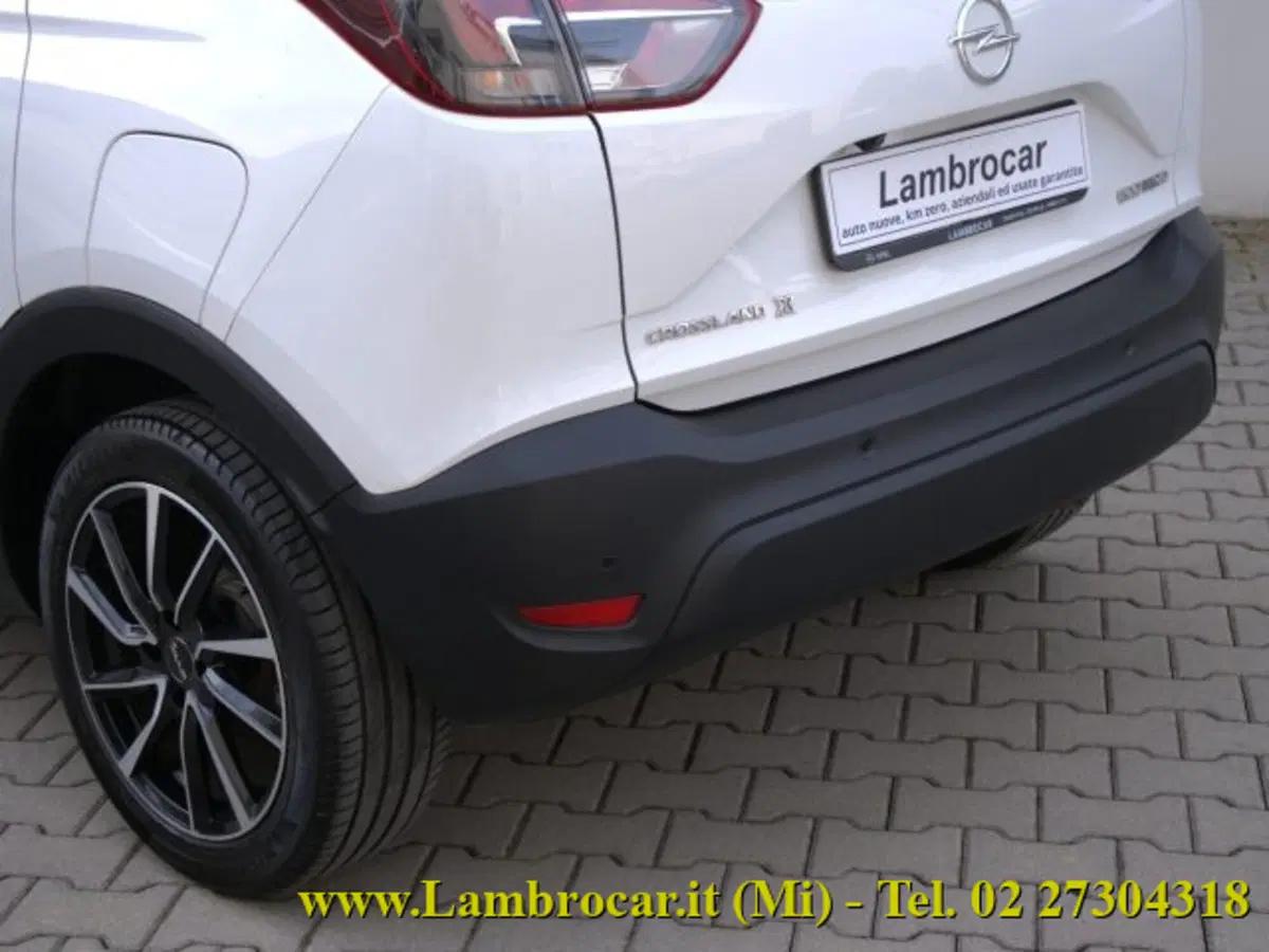Opel Crossland X usata a Milano (12)