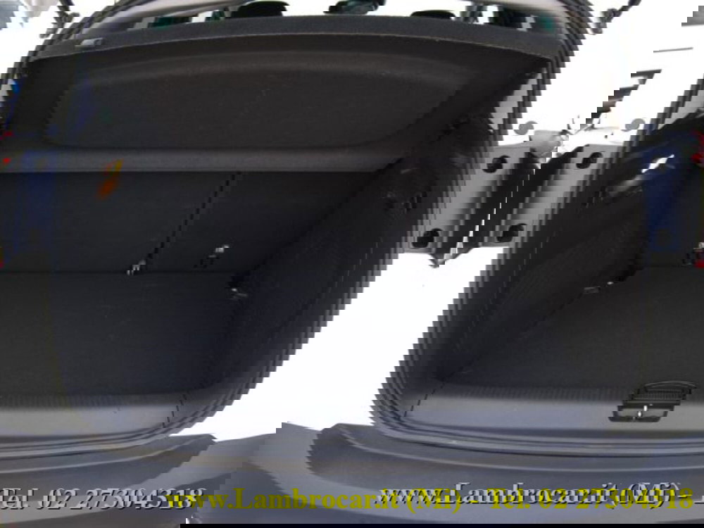 Opel Crossland X usata a Milano (13)