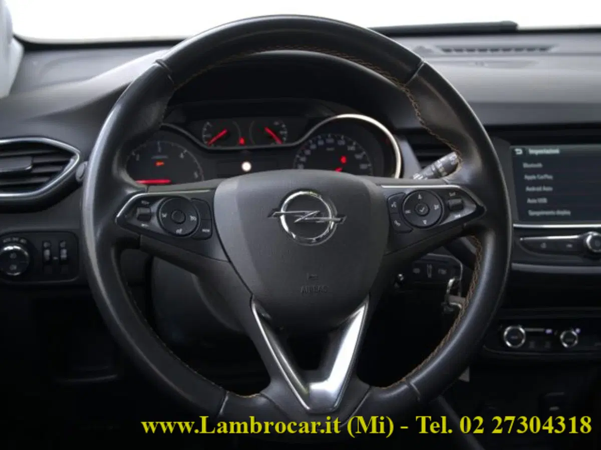 Opel Crossland X usata a Milano (6)