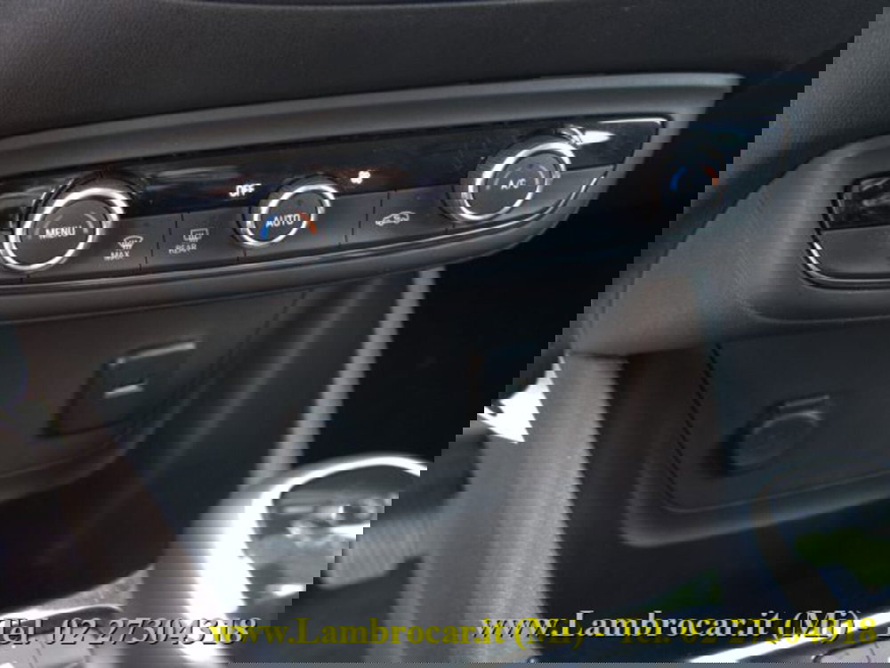 Opel Crossland X usata a Milano (7)