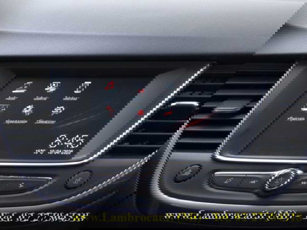 Opel Crossland X usata a Milano (9)