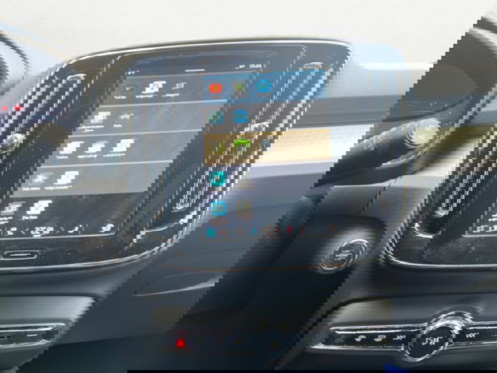 Volvo XC40 usata a Udine (9)