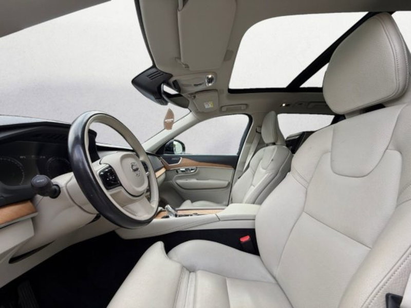 Volvo XC90 usata a Udine (7)