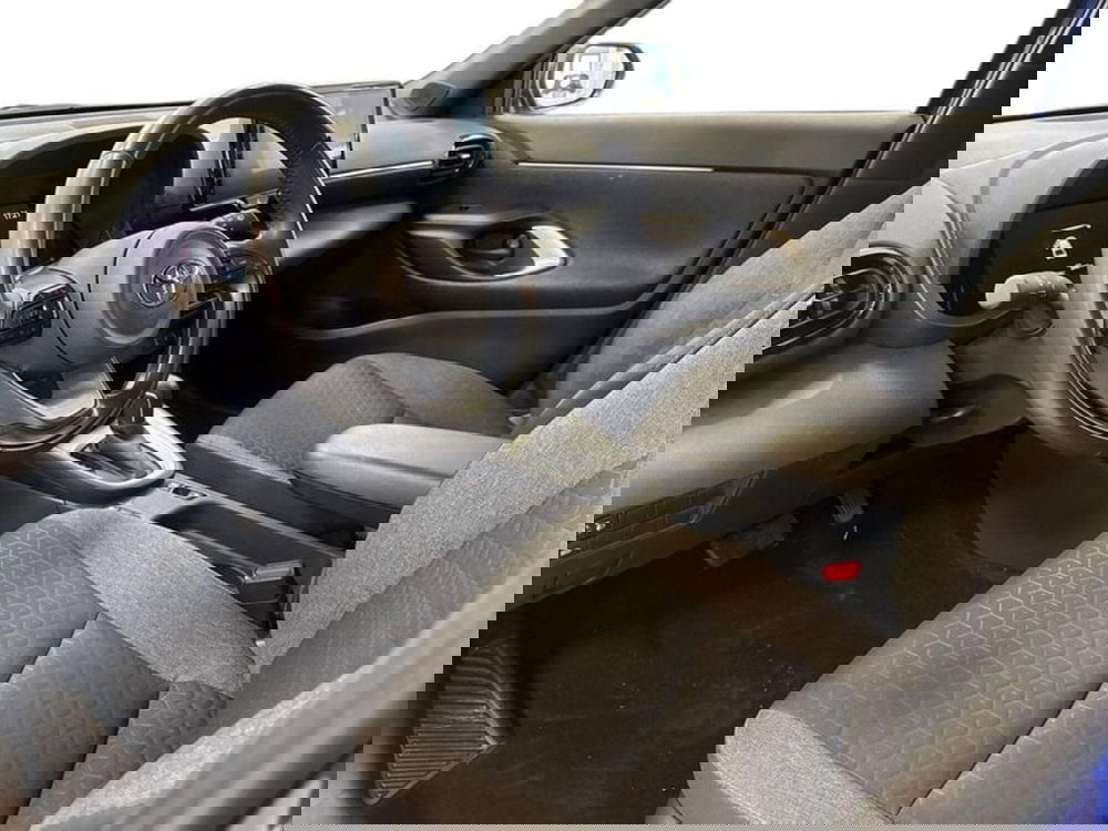 Toyota Yaris Cross usata a Prato (8)