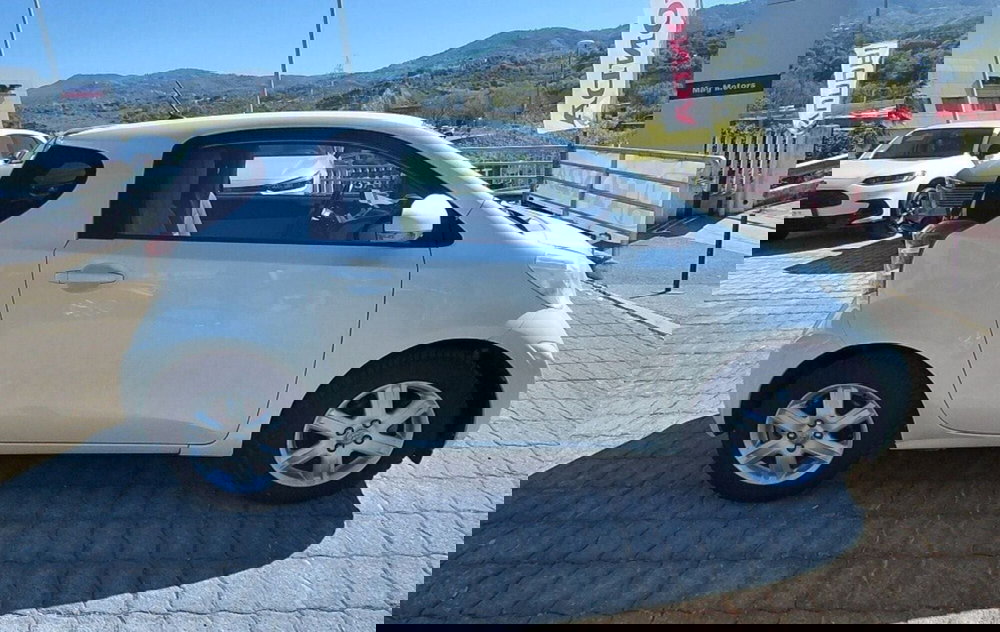 Toyota iQ usata a Cosenza (4)