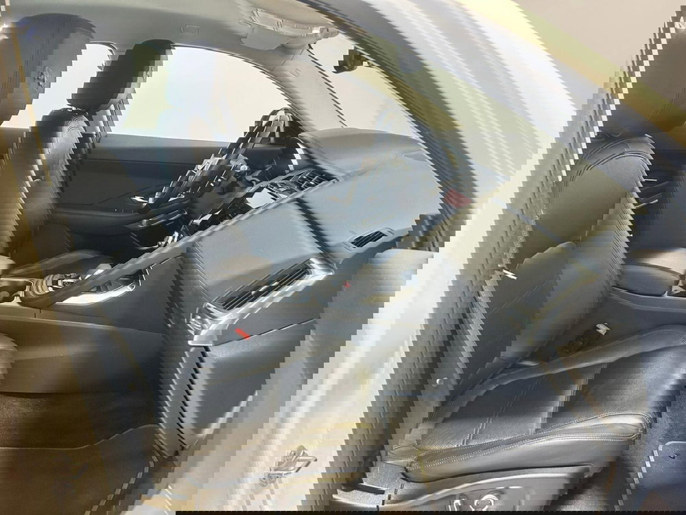 Jaguar E-Pace usata a Napoli (3)