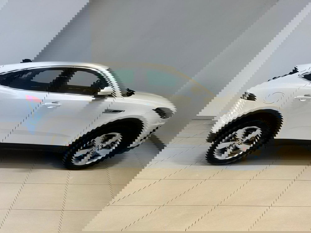 Jaguar E-Pace usata a Napoli (6)