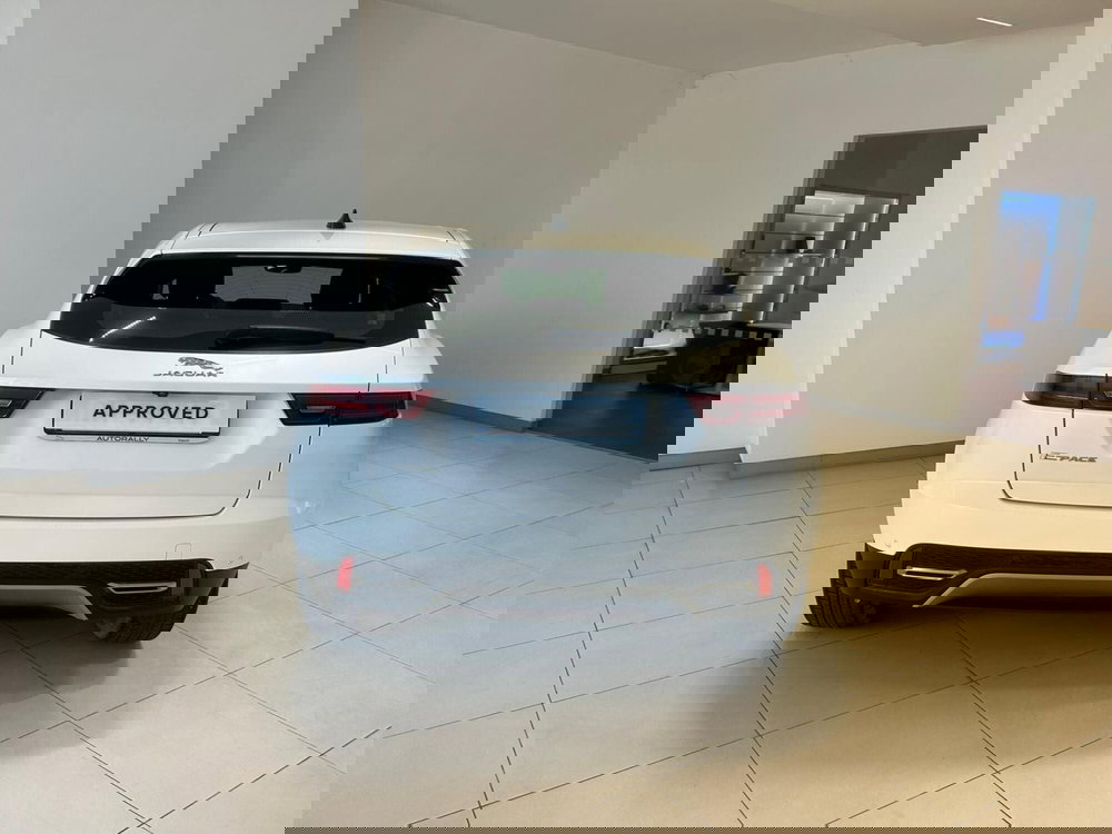 Jaguar E-Pace usata a Napoli (8)