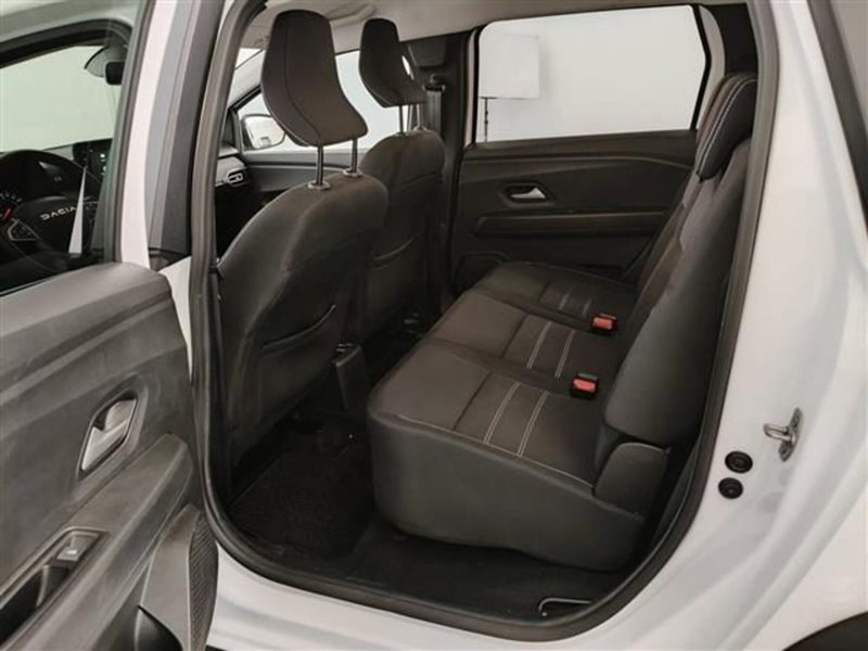 Dacia Jogger usata a Siena (15)