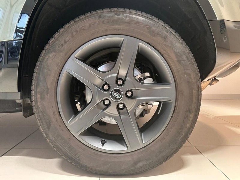 Land Rover Defender usata a Varese (9)