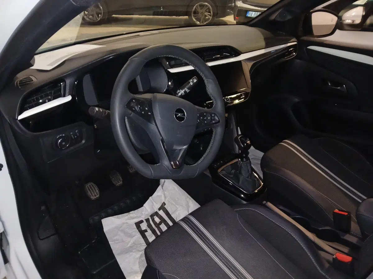Opel Corsa usata a Brindisi (13)
