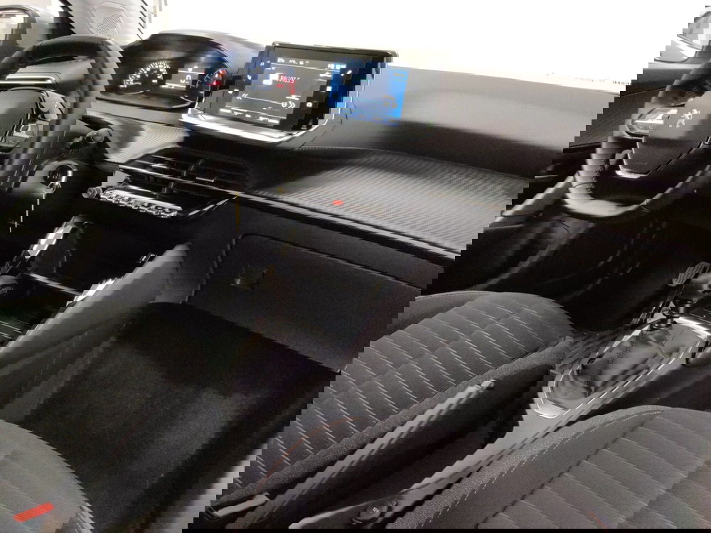 Peugeot 2008 usata a Macerata (11)