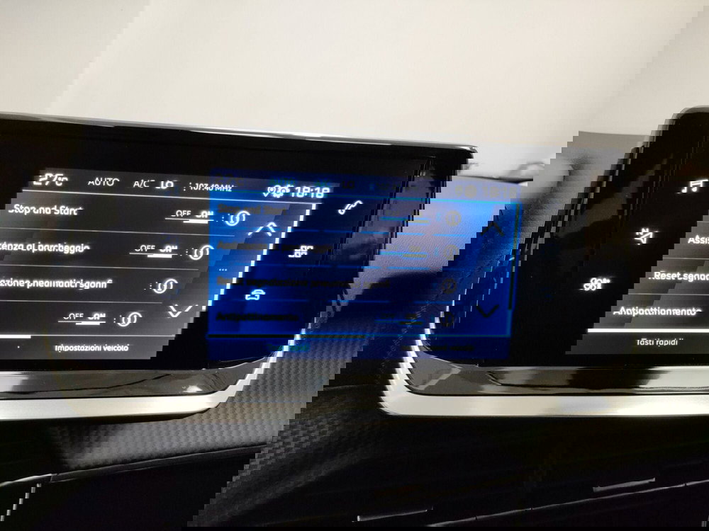 Peugeot 2008 usata a Macerata (17)