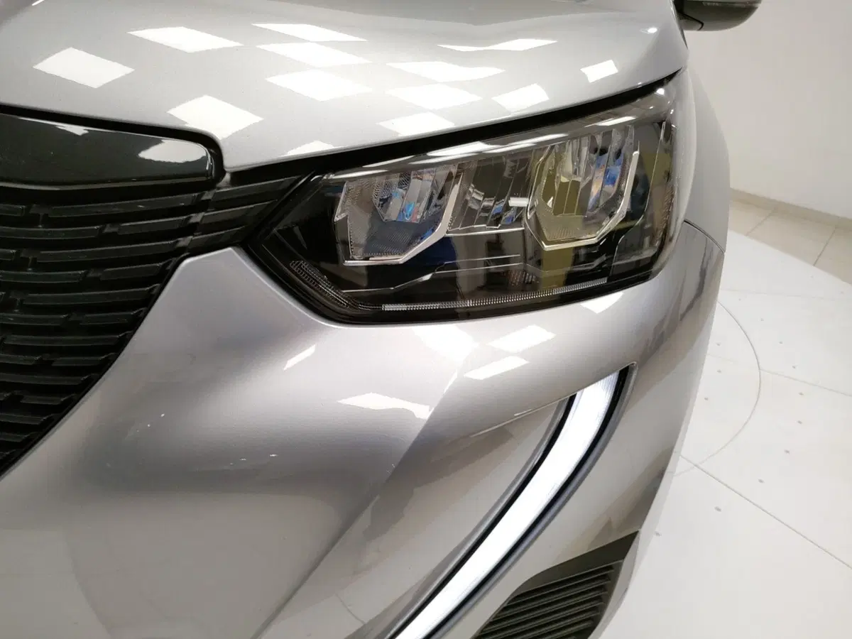 Peugeot 2008 usata a Macerata (8)