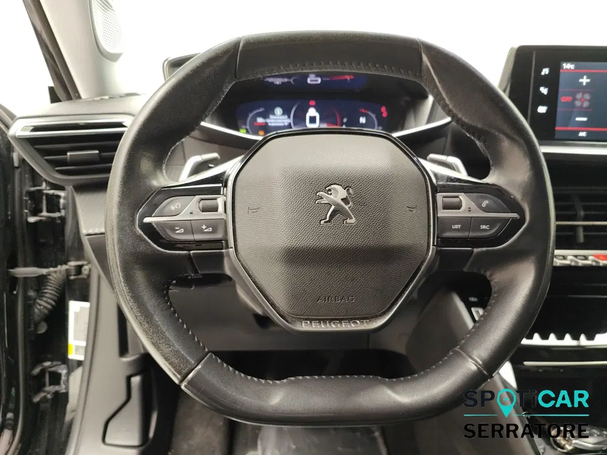 Peugeot 2008 usata a Como (17)