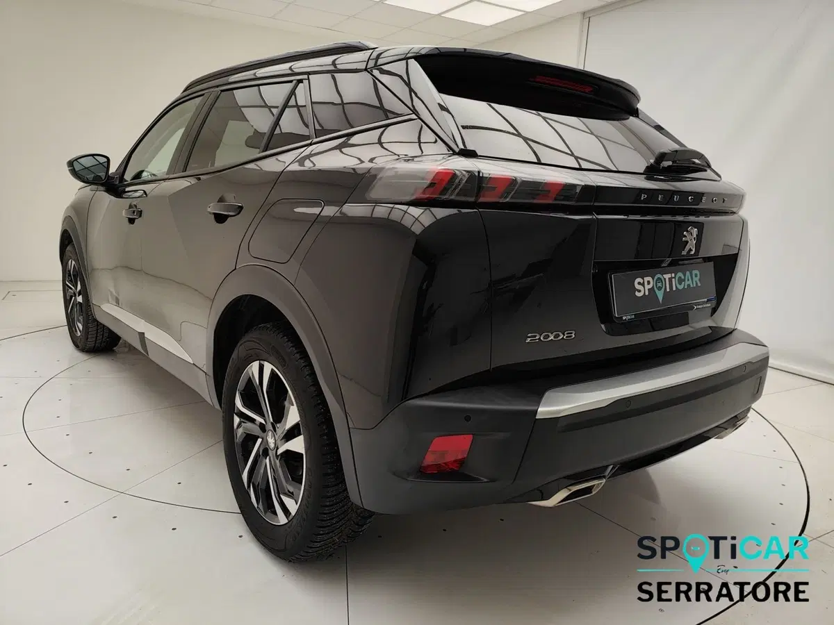 Peugeot 2008 usata a Como (4)