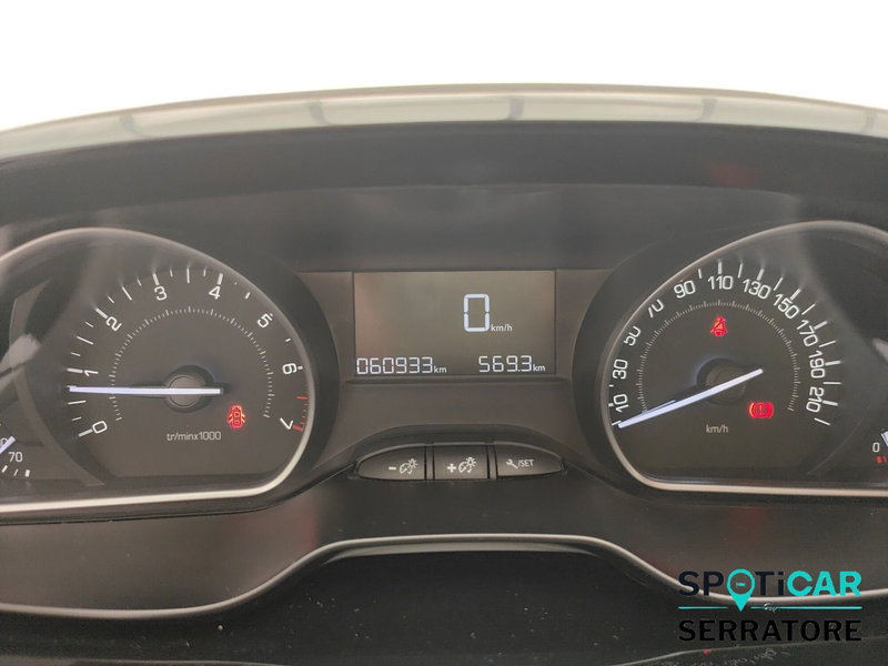 Peugeot 208 usata a Como (8)