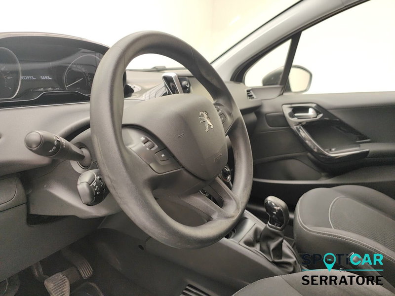 Peugeot 208 usata a Como (9)