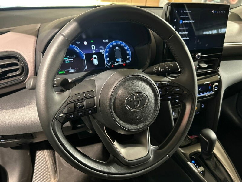 Toyota Yaris Cross usata a Lecco (14)