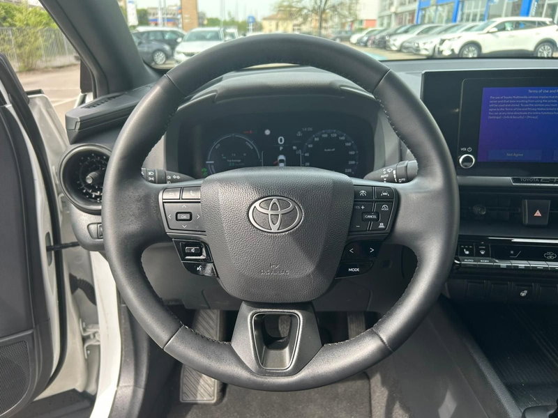 Toyota Toyota C-HR usata a Piacenza (11)