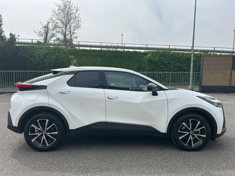 Toyota Toyota C-HR usata a Piacenza (3)