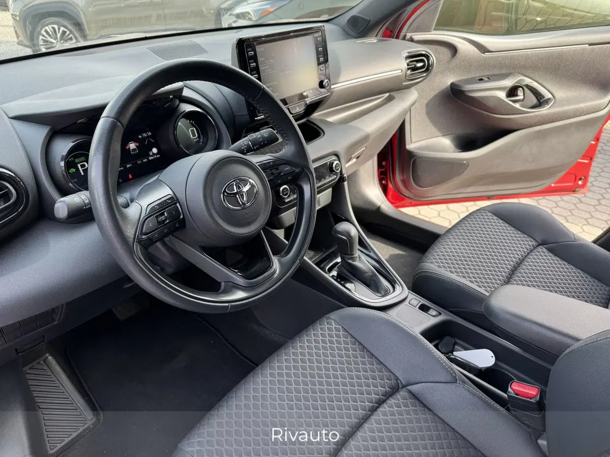 Toyota Yaris usata a Como (8)