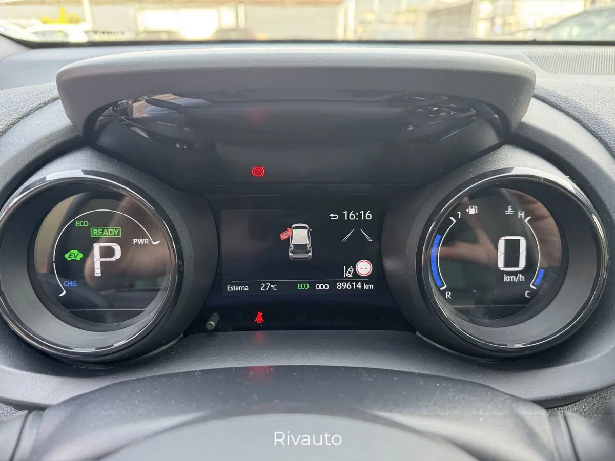 Toyota Yaris usata a Como (9)