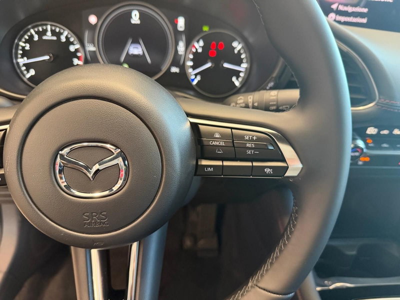Mazda Mazda3 Hatchback nuova a Napoli (11)