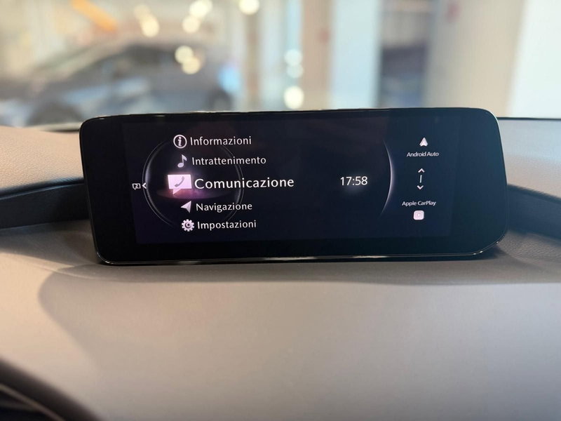 Mazda Mazda3 Hatchback nuova a Napoli (15)