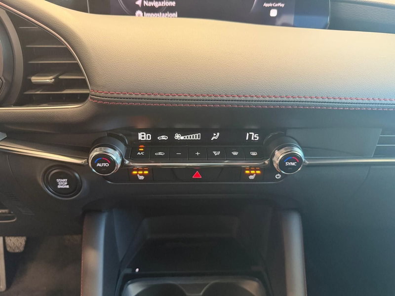 Mazda Mazda3 Hatchback nuova a Napoli (17)
