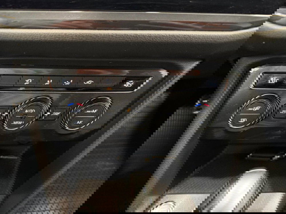 Volkswagen Tiguan usata a Napoli (18)