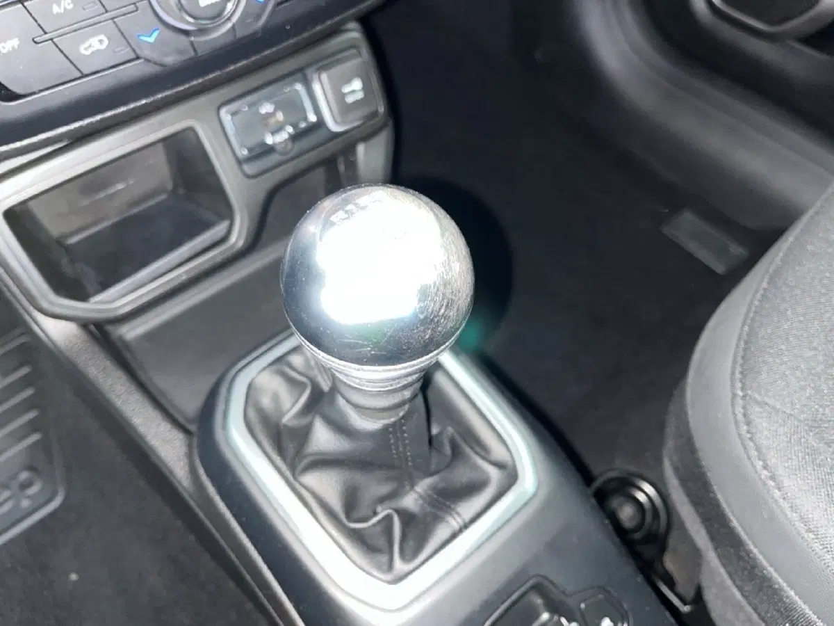 Jeep Renegade usata a Torino (14)