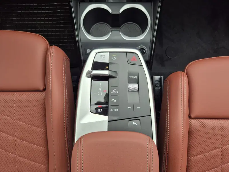 BMW X1 nuova a Genova (10)