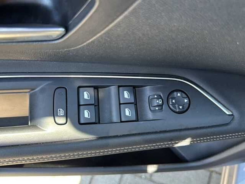 Peugeot 3008 usata a Perugia (15)