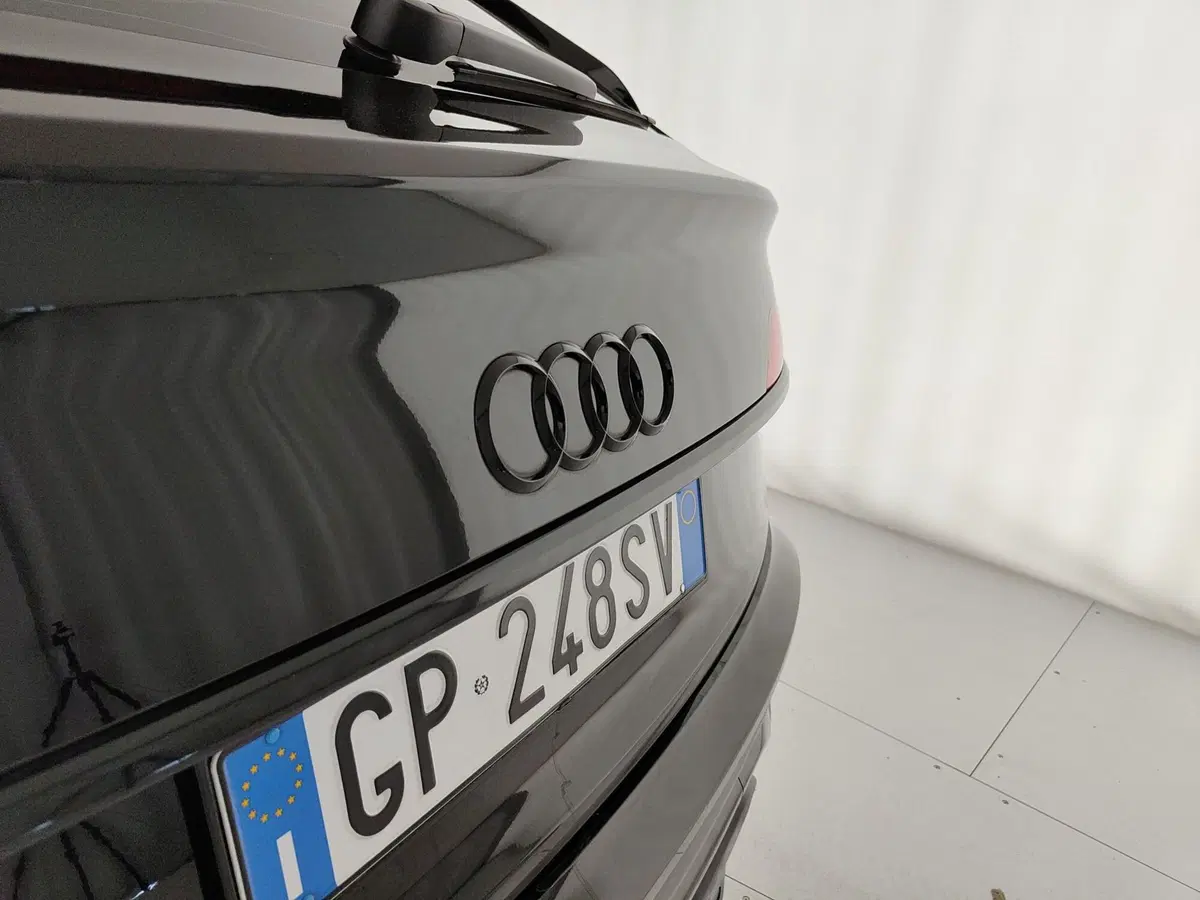 Audi Q5 Sportback usata a Caserta (10)