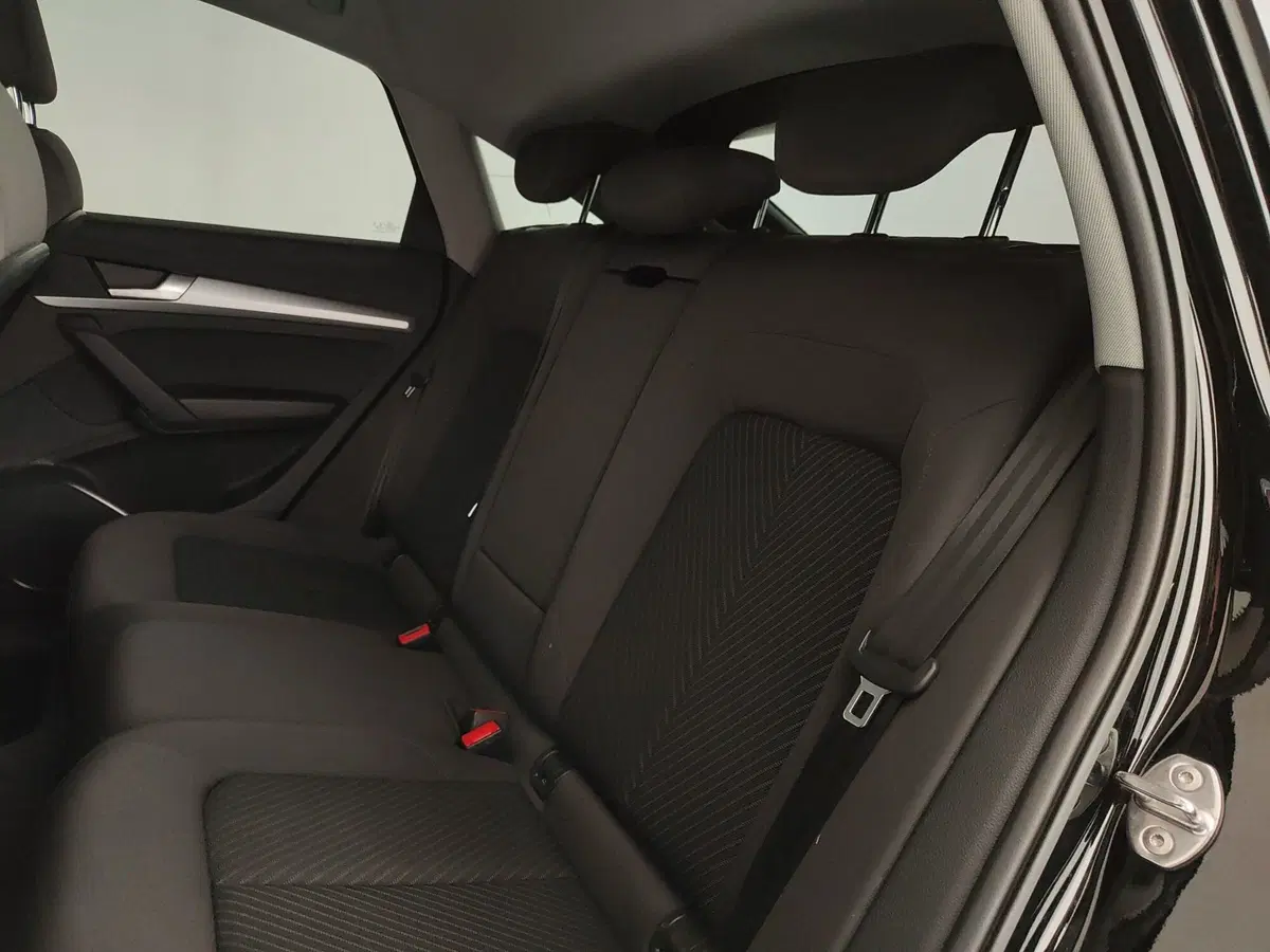 Audi Q5 Sportback usata a Caserta (19)