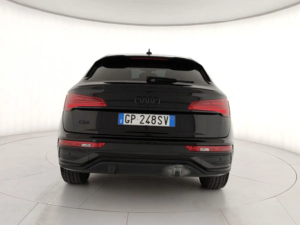 Audi Q5 Sportback usata a Caserta (5)