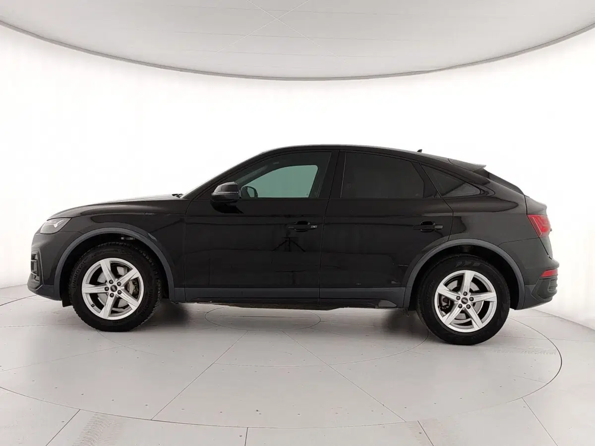 Audi Q5 Sportback usata a Caserta (8)