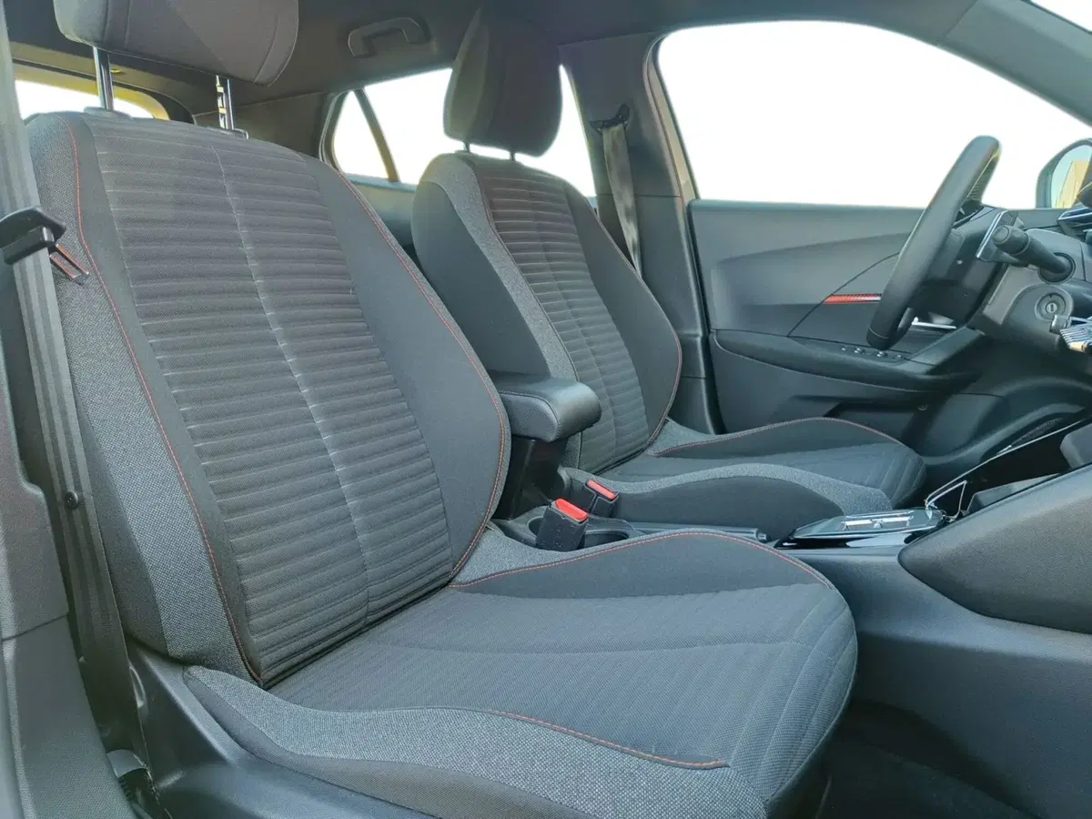 Peugeot 2008 usata a Prato (11)