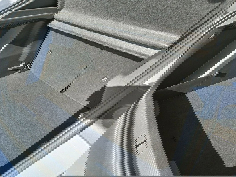 Peugeot 2008 usata a Prato (13)