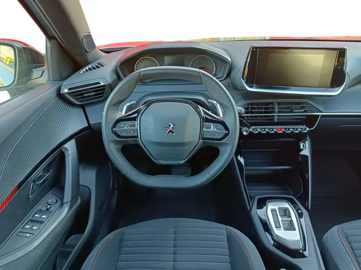 Peugeot 2008 usata a Prato (7)