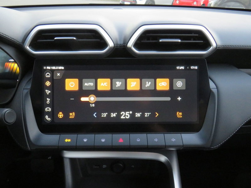 Mg ZS nuova a Monza e Brianza (12)