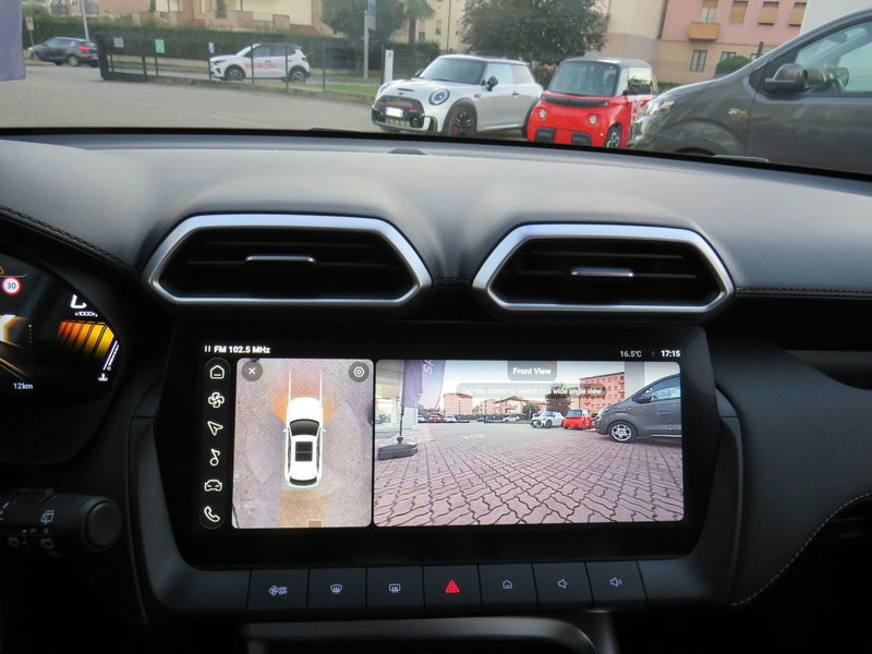 Mg ZS nuova a Monza e Brianza (13)