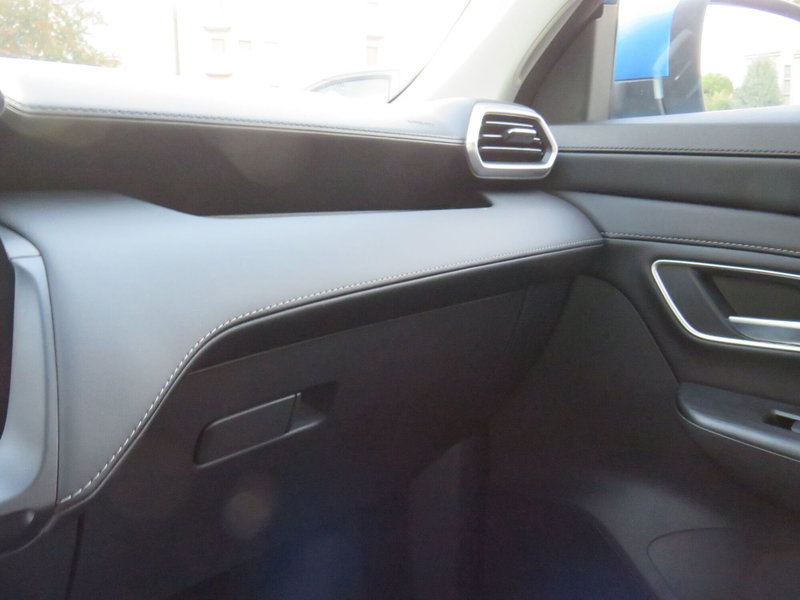 Mg ZS nuova a Monza e Brianza (14)