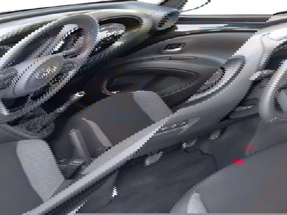 Toyota Aygo X usata a Cagliari (13)