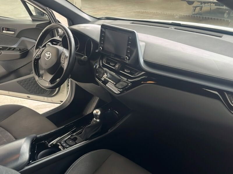 Toyota Toyota C-HR usata a Vicenza (15)