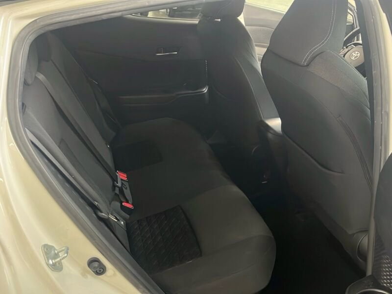 Toyota Toyota C-HR usata a Vicenza (16)