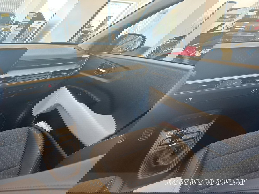 Kia Stonic nuova a Napoli (15)