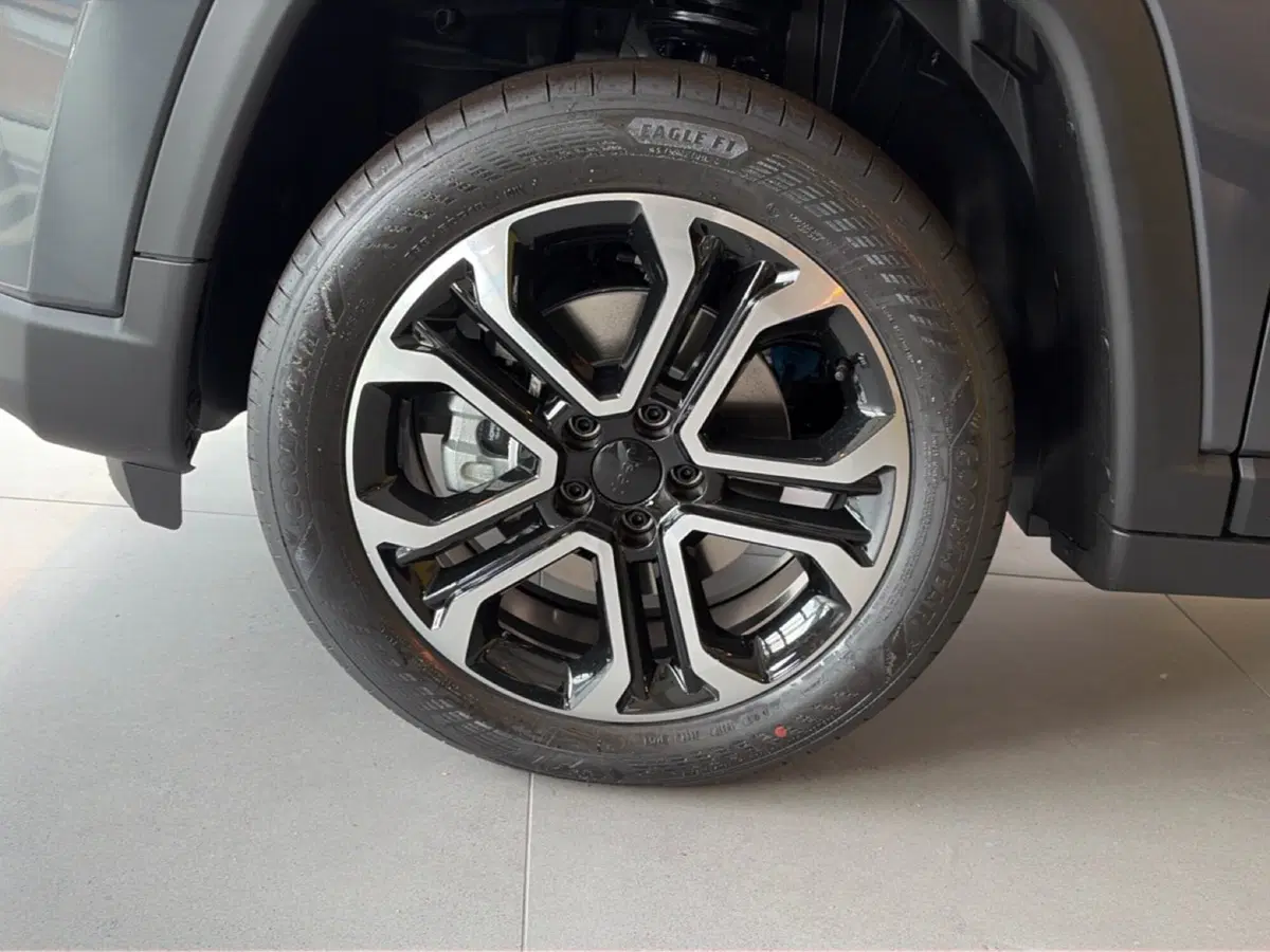 Jeep Compass nuova a Campobasso (14)