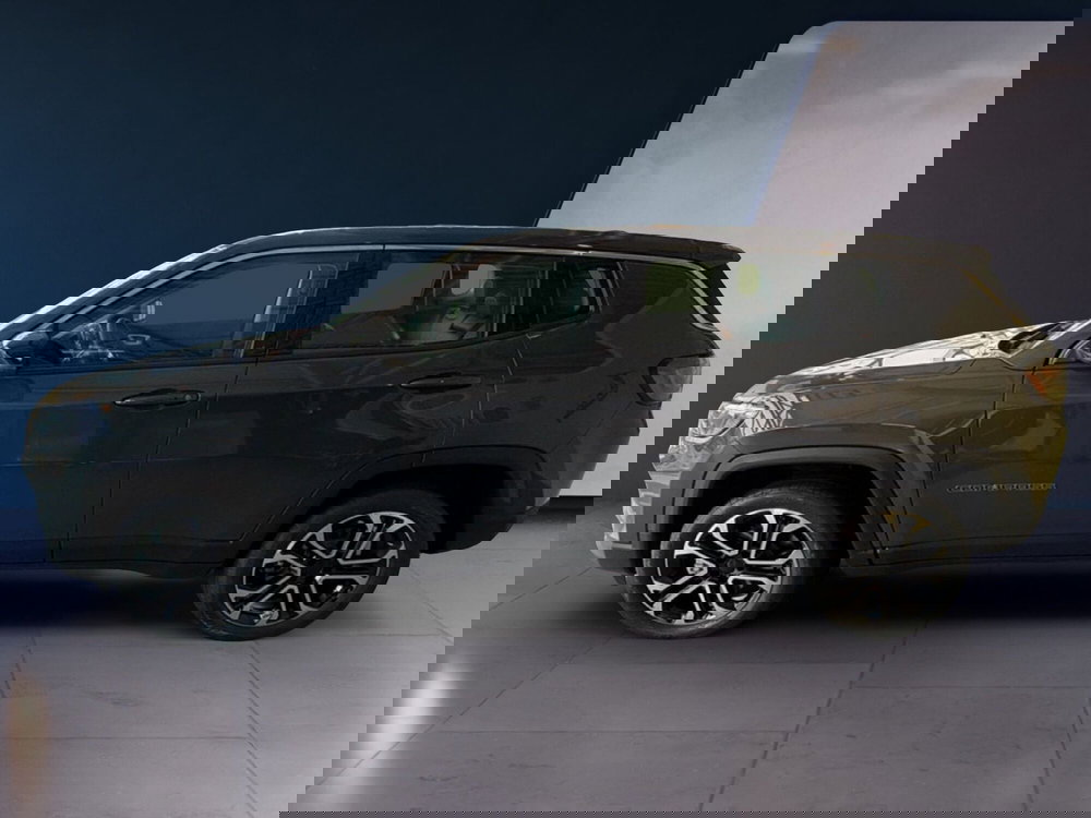 Jeep Compass nuova a Campobasso (2)